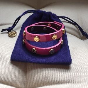 Tory Burch Double-Wrap Logo Stud bracelet